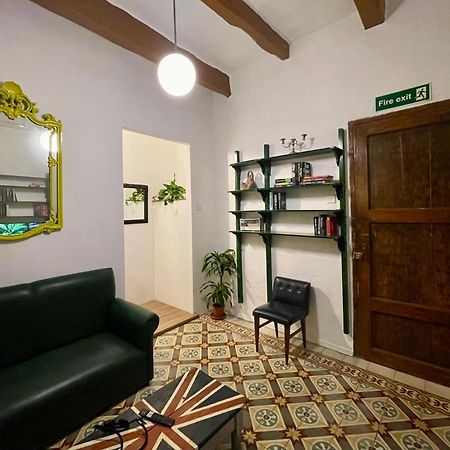 Your Apartment Флориана Экстерьер фото