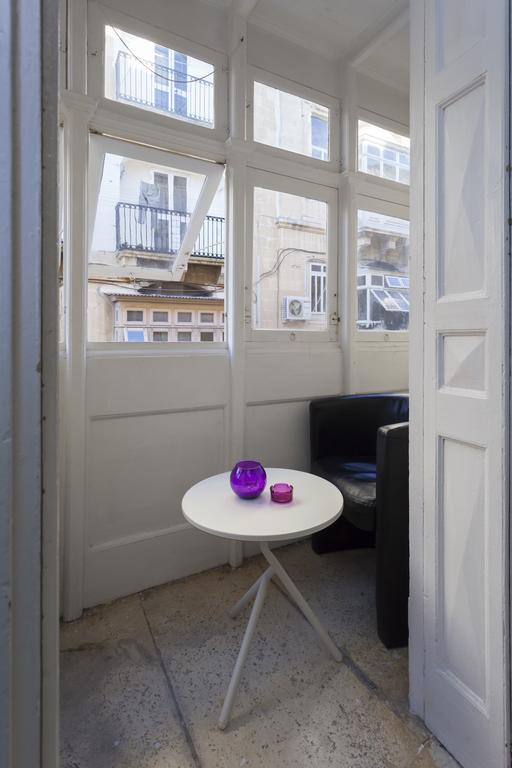 Your Apartment Флориана Экстерьер фото