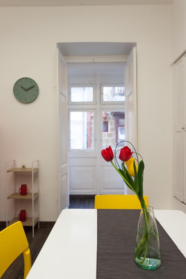 Your Apartment Флориана Экстерьер фото